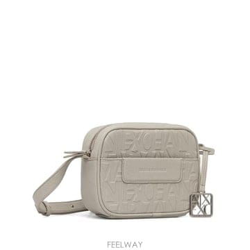 26 FW Armani Exchange 엠보스드 로고 크로스 백 XW001578AF15774 TP456415