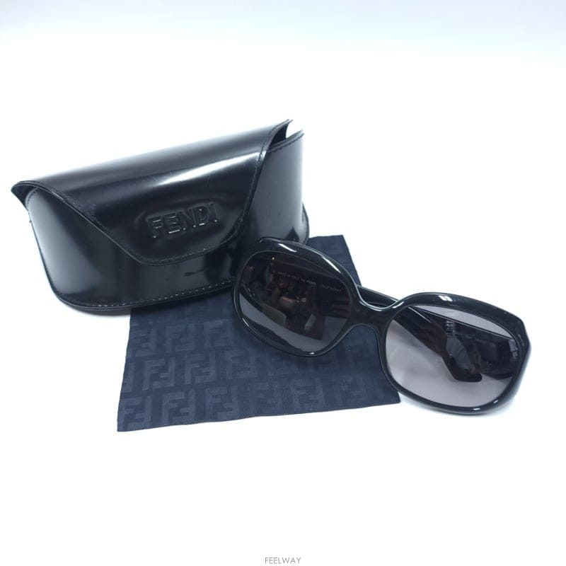 FENDI FENDI ��� FF�ΰ� �ڷ�ũ ���������� �׶��̼� ���۶� A902FENDI ��� FF�ΰ� �ڷ�ũ ���������� �׶��̼� ���۶�