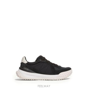 Moncler 26FW ��Ŭ���� ����Ŀ�� L209A4M00230 BLACK26FW ��Ŭ���� ����Ŀ�� L209A4M00230 BLACK