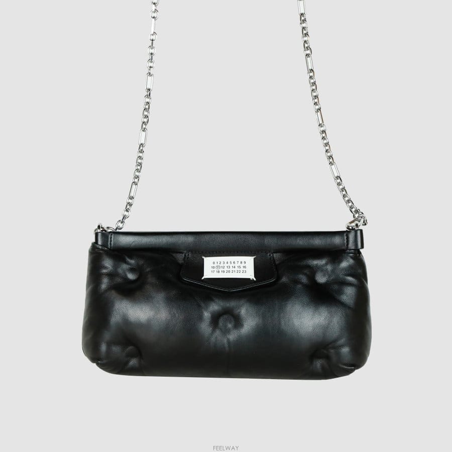 Maison Margiela [�Ƹ�����]���� ���������� �۷����� ü�� ũ�ν���S56WF0097[�Ƹ�����]���� ���������� �۷����� ü�� ũ�ν���S56WF0