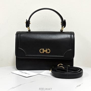 페레가모 셀리아 탑 핸들 숄더백 크로스백 블랙 (21F966)