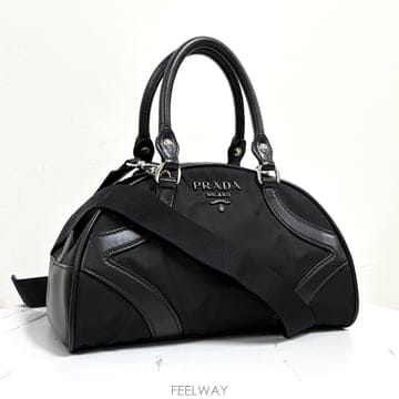 프라다 나일론 로고 볼링 토트백 & 숄더백 블랙