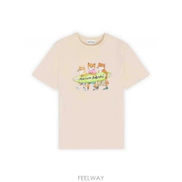 24SS Maison Kitsune Surfing Foxes T 셔츠 MM00120KJ0118P205 TP5