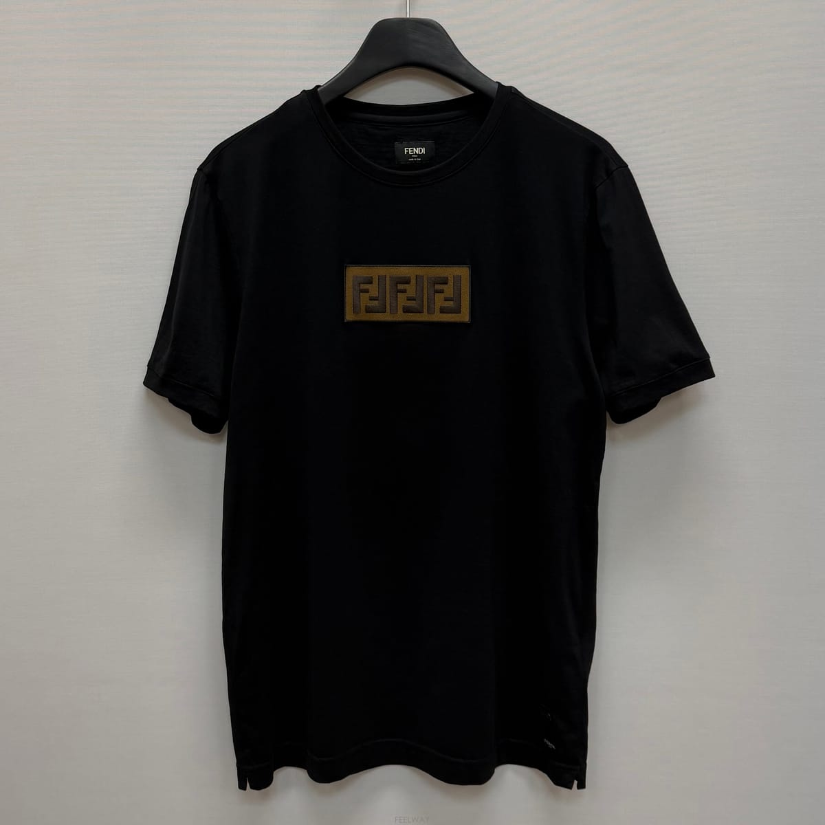 FENDI ��� FF �ڽ� �ΰ� ��ġ ����Ƽ ( 77 )��� FF �ڽ� �ΰ� ��ġ ����Ƽ ( 77 )