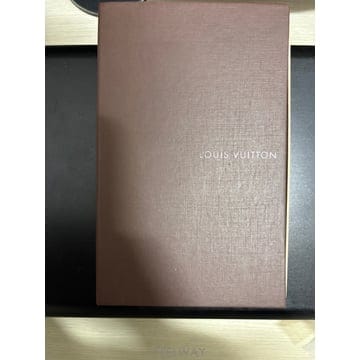 루이비통 모노그램 화이트 장지갑