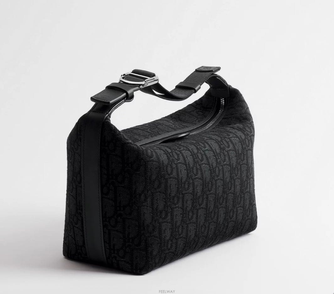 DIOR 26���ֽ� ��� ��Ʈ �Ŀ�ġ ����26���ֽ� ��� ��Ʈ �Ŀ�ġ ����
