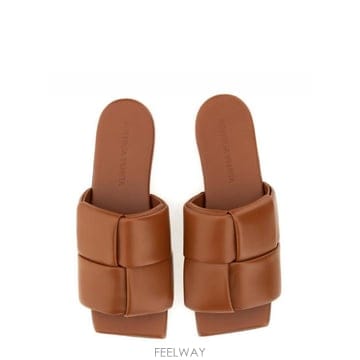 24SS 보테가베네타 샌들 Mule Patch 741259VBSD07665 TP578969168