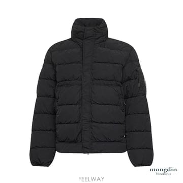 [국내] 26FW C.P. 컴퍼니 크롬-R 다운 자켓 블랙 21CMOW012A 005904G 999