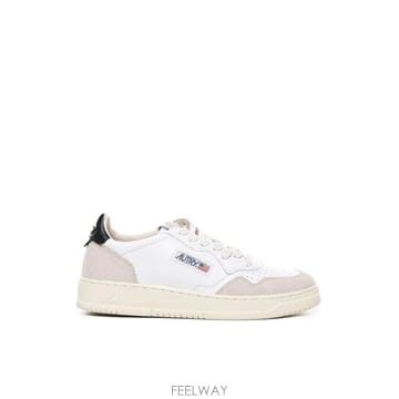 26FW 오트리 메달리스트 로우 스니커즈 AULM LS21 WHITE BLACK