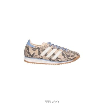 26FW 아디다스 스니커즈 KJ7443 SANSTR IVORY GUM3 Multicolor