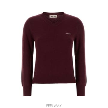 26FW 미우미우 인타르시아 로고 브이넥 울 가디건 MML08KSOOO6600 F0399 Burgundy