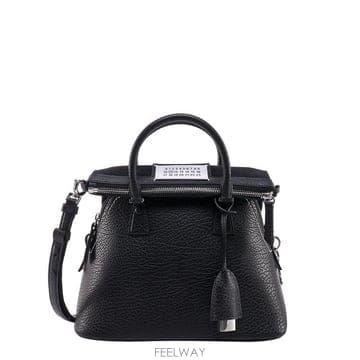26FW 마르지엘라 5AC 미니 숄더백 S56WG0082 P4455T8013 BLACK