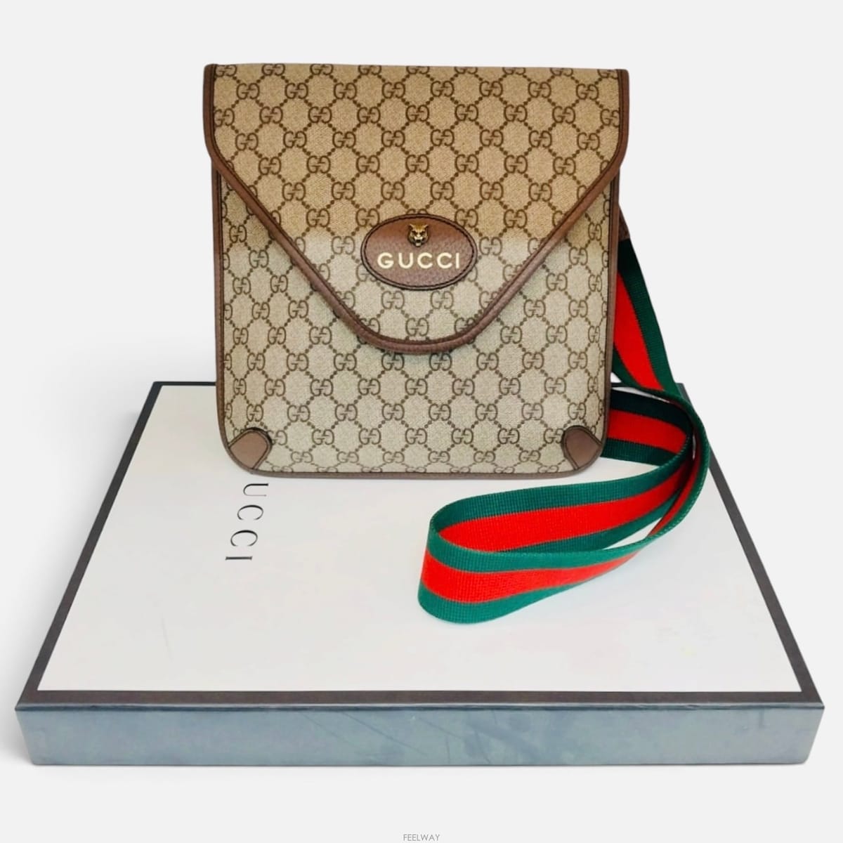 GUCCI ���� 598604 �׿� GG ��Ƽ�� �̵�� �޽��� ũ�ν��鱸�� 598604 �׿� GG ��Ƽ�� �̵�� �޽��� ũ�ν���