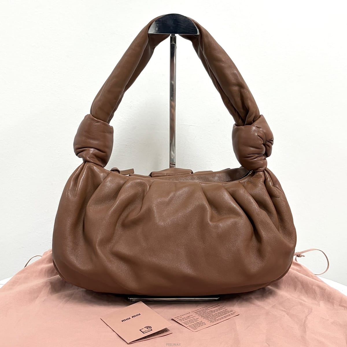 Miu Miu �̿�̿� ���� ���� ����� (5BC064)�̿�̿� ���� ���� ����� (5BC064)