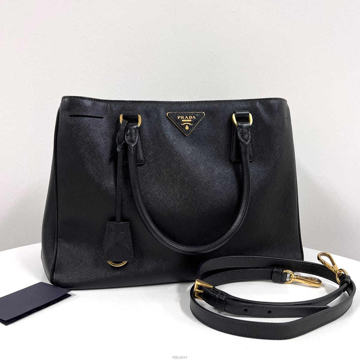 PRADA ����� ���ǾƳ� ��Ʈ�� & ����� ��������� ���ǾƳ� ��Ʈ�� & ����� ����