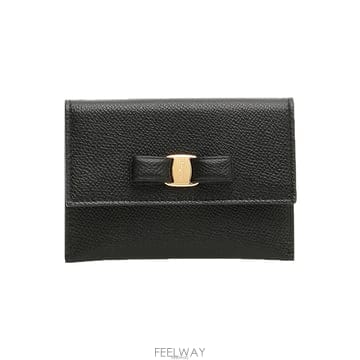 Ferragamo 26FW �ٶ󸮺� ī������ ���� 22-D155 068352226FW �ٶ󸮺� ī������ ���� 22-D155 0683522