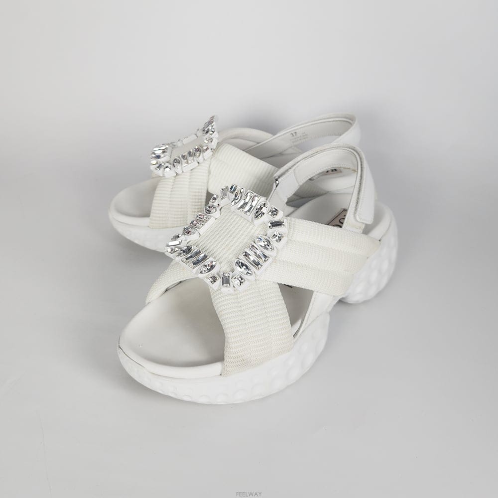 Roger Vivier ������� ȭ��Ʈ �� ����Ʈ ���� 37 [240mm] RVW66733560DX������� ȭ��Ʈ �� ����Ʈ ���� 37 [240mm] RVW6673356