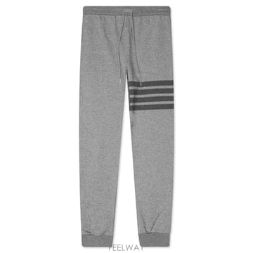 Thom Browne 26FW ����� 4�� ���� ����Ʈ���� MJQ008A 06910 03526FW ����� 4�� ���� ����Ʈ���� MJQ008A 06910 035