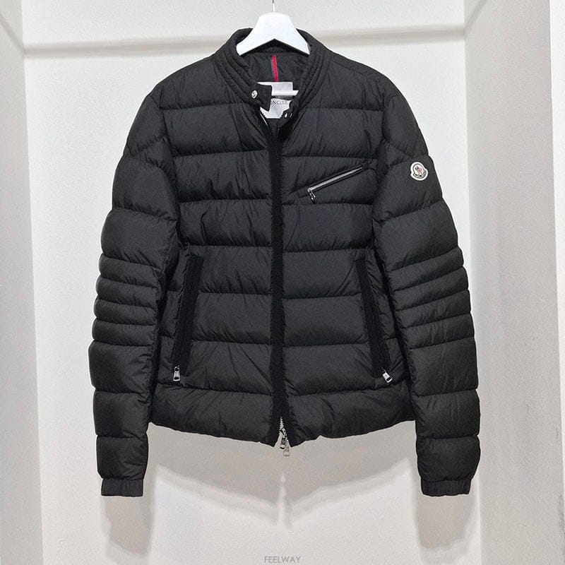 Moncler ��Ŭ���� ���̷� �ٿ� �е� ���� L397637��Ŭ���� ���̷� �ٿ� �е� ���� L397637