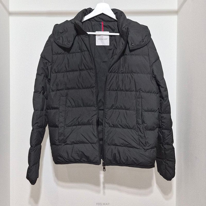 Moncler ��Ŭ���� ��Ʈ���ũ �ٿ� �е� ���� L138997��Ŭ���� ��Ʈ���ũ �ٿ� �е� ���� L138997