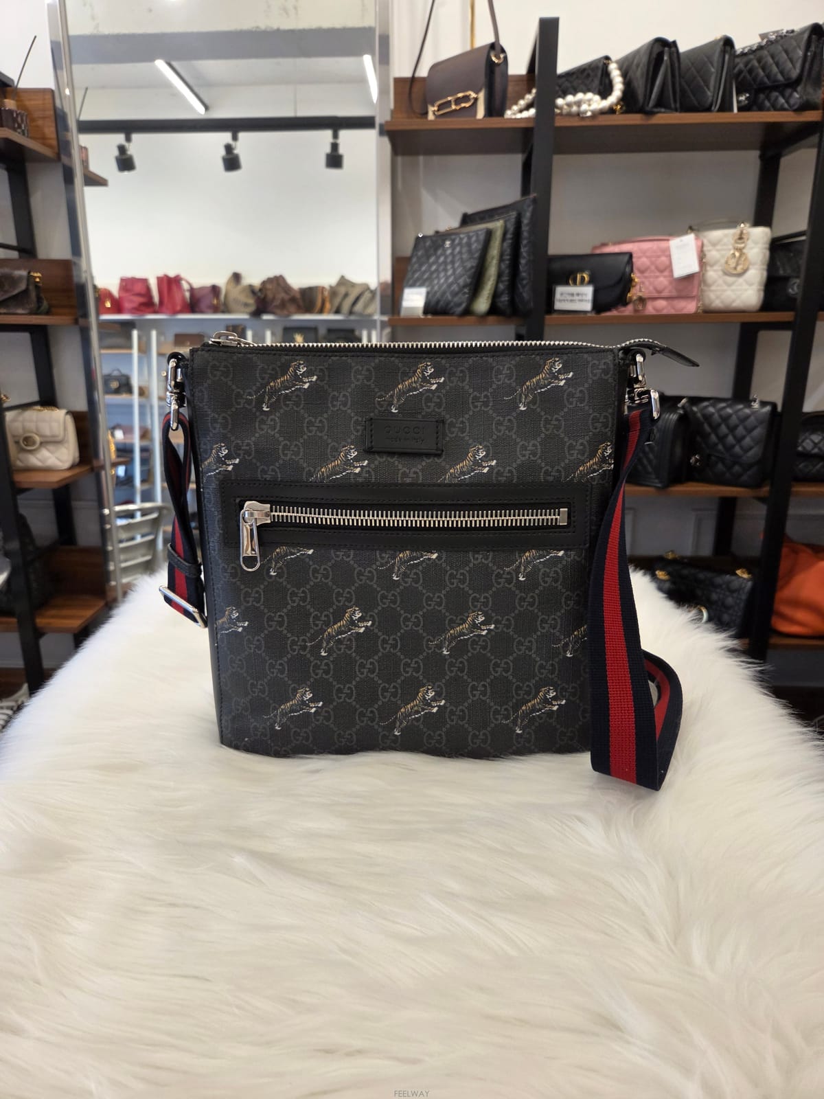 GUCCI [�ٿ� ������] ���� GG ������ Ÿ�̰� ����Ʈ �޽��� ��(474137)���� A[�ٿ� ������] ���� GG ������ Ÿ�̰� ����Ʈ �޽��� ��(4