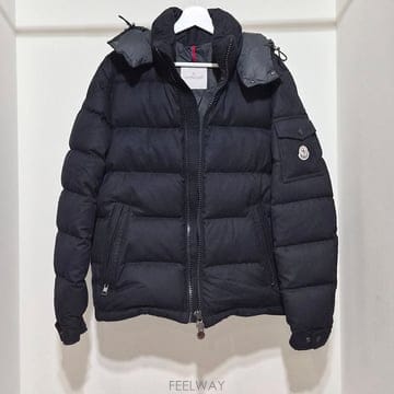 몽클레르 몽제네브르 다운 패딩 점퍼 L357680