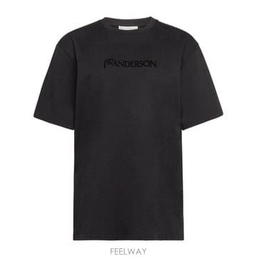 J.W.Anderson ���Ϲ�� JW�ش��� �ΰ� �ڼ� Ƽ�������Ϲ�� JW�ش��� �ΰ� �ڼ� Ƽ����