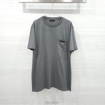 PRADA [������] XXXL / ����� �ﰢ�ΰ� ���� ���� Ƽ���� UJN677[������] XXXL / ����� �ﰢ�ΰ� ���� ���� Ƽ���� UJN67