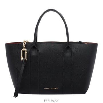 Marc Jacobs 26FW ��ũ�����߽� ��Ʈ�� 2F6HTT008H01 001 Black26FW ��ũ�����߽� ��Ʈ�� 2F6HTT008H01 001 Black
