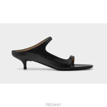 26SS 마르셀 샌들 MW8801P015 666 NERO