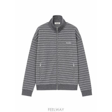 26FW 미우미우 탑 MJLA69SOOO174V F052N GRIGIO BIANCO