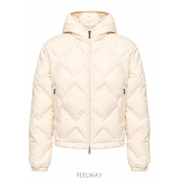 Moncler 26FW ��Ŭ���� �Ƿ� L20931A00087597YW 041 CREAM26FW ��Ŭ���� �Ƿ� L20931A00087597YW 041 CREAM