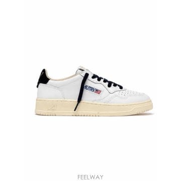 26FW 오트리 메달리스트 로우 레더 스니커즈 AULWVZ 02 LEA VELVLOGO WHT SPACE