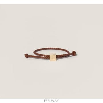 Miu Miu 26SS �̿�̿� ���� �극�̽��� 5IB7722IGY F0046 COGNAC26SS �̿�̿� ���� �극�̽��� 5IB7722IGY F0046 COGNAC