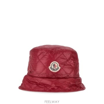 Moncler 25FW ��Ŭ���� ��Ŷ�� K20933B00027788RA 46C MEDIUM RED25FW ��Ŭ���� ��Ŷ�� K20933B00027788RA 46C MEDIUM RED