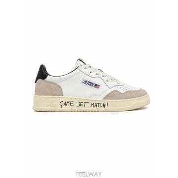 26FW 오트리 메달리스트 로우 레더 스니커즈 AULWMA 04 MATCH SUEDE WHT BLACK