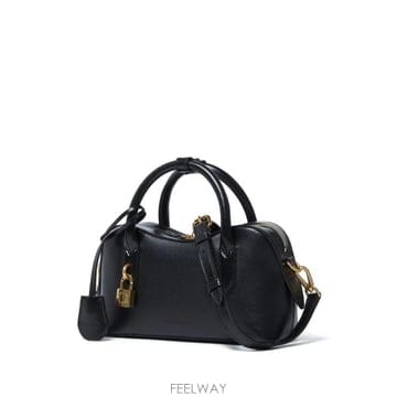 Stella McCartney 26SS ���ڶ� ��īƮ�� ��Ʈ�� 7B0139WP0533 1000 BLACK26SS ���ڶ� ��īƮ�� ��Ʈ�� 7B0139WP0533 1000 BLACK