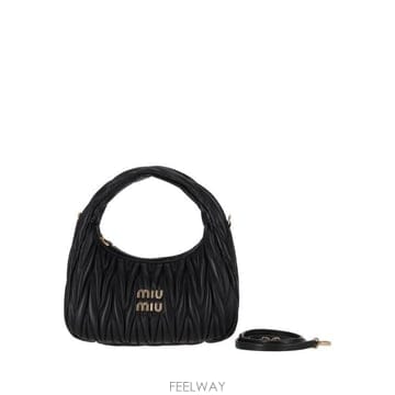 Miu Miu 26FW �̿�̿� ��Ʋ��� �ϴ� ���� ��Ʈ�� 5BC125VOOYAN88 F000226FW �̿�̿� ��Ʋ��� �ϴ� ���� ��Ʈ�� 5BC125VOOYAN88