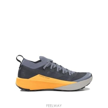 26SS 아크테릭스 스니커즈 X000009715VERTEX SPEEDSTRATUS CAROTENE X Bla