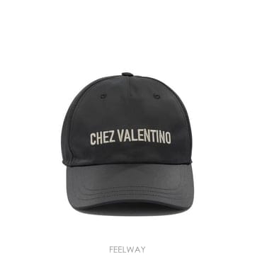 Valentino 26SS �߷�Ƽ�� ����ٴ� ��ĸ 8Y2HDA41UND9RA Black26SS �߷�Ƽ�� ����ٴ� ��ĸ 8Y2HDA41UND9RA Black