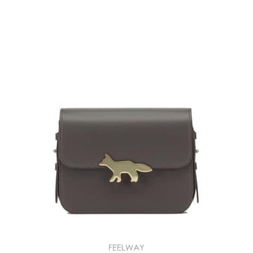 Maison Kitsune 26FW ����Ű���� ũ�ν��� QU05170LR0001P298 Brown26FW ����Ű���� ũ�ν��� QU05170LR0001P298 Brown
