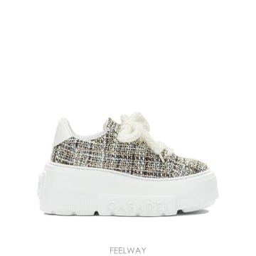 26FW 카사데이 스니커즈 2X127C0701C3093B358 White