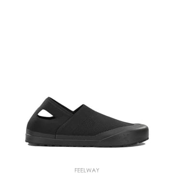26FW 아크테릭스 스니커즈 X0000010505KRAGG AURABLACK BLACK A