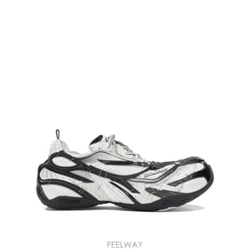 26SS 발렌시아가 솔리스 스니커즈 841506WOYX01910 Black