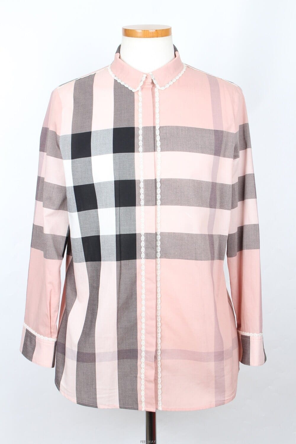 Burberry ������ Ŭ����Ƽ�� ���̽� üũ���� M(55~66)������ Ŭ����Ƽ�� ���̽� üũ���� M(55~66)