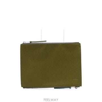 Paul Smith 26FW �� ���̽� �������� M1A 8422 WPOUCH 35 GREEN26FW �� ���̽� �������� M1A 8422 WPOUCH 35 GREEN