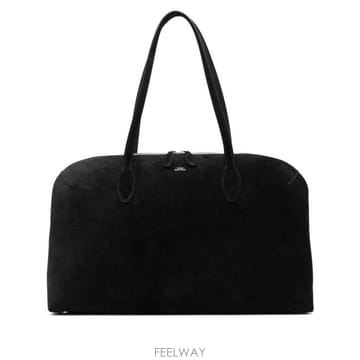 Toteme 25FW ���� �׷��� ���� ���� ��Ʈ�� 252 WAL0082 LE0004 001 BLACK25FW ���� �׷��� ���� ���� ��Ʈ�� 252 WAL0082 LE0004 0