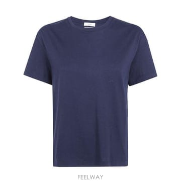 Toteme 26FW ���� Ŭ���� ������ ��ư Ƽ���� Ŭ���� ������ ��ư Ƽ���� 263 WRT0529 FB050226FW ���� Ŭ���� ������ ��ư Ƽ���� Ŭ���� ������ ��ư