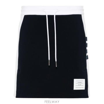 톰브라운 미니 스커트