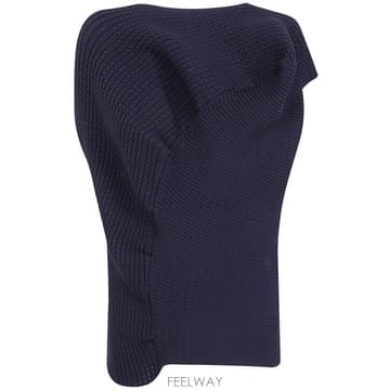 Issey Miyake 26FW �̼��� �̾��� ž IM68KN289 15 BLACK26FW �̼��� �̾��� ž IM68KN289 15 BLACK